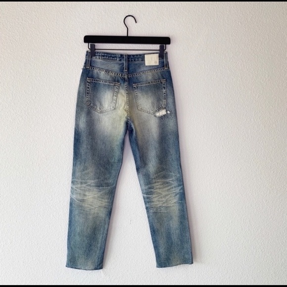 AG Cropped Distressed Jeans - Picture 6 of 6